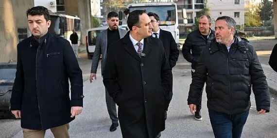 Bornova’da yol sorunlarına acil çözüm haberi