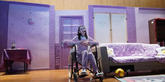 Bursa İnegöl Belediyesi şehir tiyatrosu komşu ilçelerde sanatseverlerle buluşuyor haberi