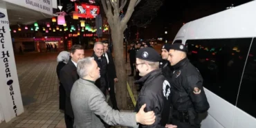 Bursa İnegöl protokolünden yılbaşı gecesi görev ypanlara ziyaret