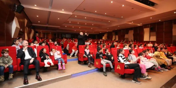 Bursa İnegöl'de çocuklar eğlenerek öğreniyor haberi