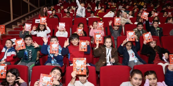 Bursa Nilüfer'de Kitap Söyleşileri’nin son konuğu Burcu Ünsal oldu. haberi