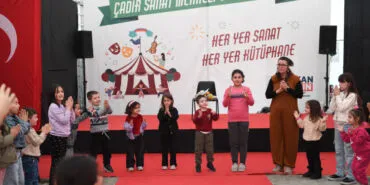 Bursa Osmangazili çocuklar tatilde eğlenceye doyuyor haberi