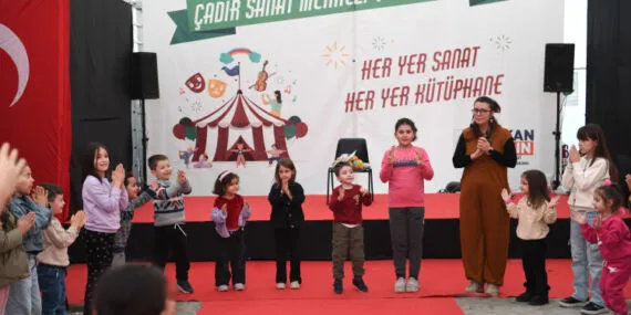 Bursa Osmangazili çocuklar tatilde eğlenceye doyuyor haberi