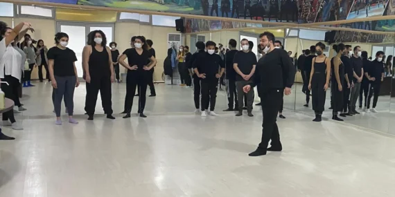 Bursa Şehir Tiyatrosu kadrosunu güçlendiriyor haberi