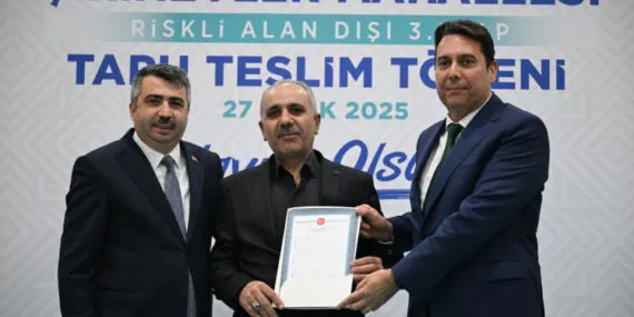 Bursa Yıldırım’da 960 hak sahibi tapularını teslim aldı haberi
