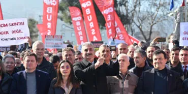 Bursa'dan adaletsizliğe yürüdüler haberi