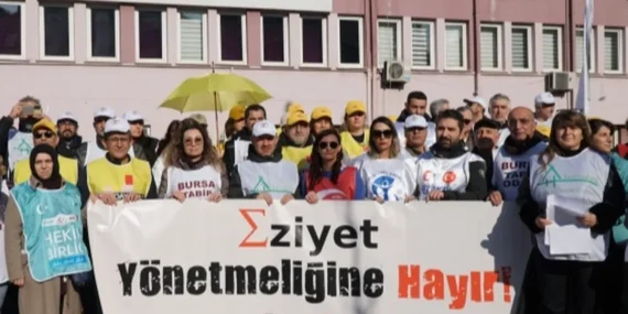 Bursa’da sağlık çalışanları iş bıraktı haberi