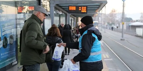 Büyükşehir, 4 bin 600 kandil simidi dağıttı