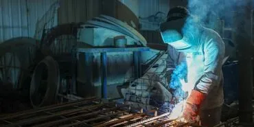 Büyükşehir Belediyesi 3D yazıcı ile beton kent mobilyası üretiyor haberi