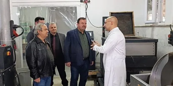 Büyükşehir Mama Üretim Tesisi Örnek Olmaya Devam Ediyor haberi