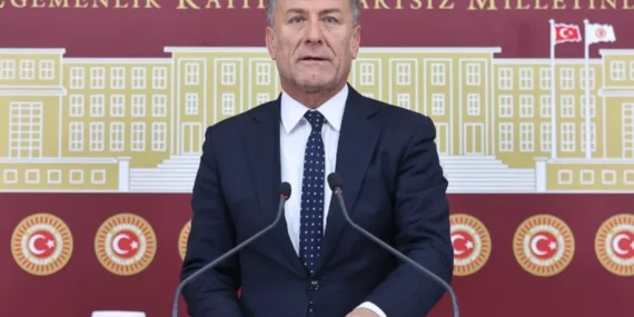 CHP'li Sarıbal basının sorunlarını TBMM'ye taşıdı… BİK komisyonu yüzde 3'e düşürülmeli! haberi