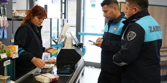 Çeşme Belediyesi’nden zincir marketlere ‘fahiş fiyat’ denetimi haberi