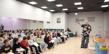Çeşme’de Sömestr Coşkusu: Çocuklar tatilin keyfini doyasıya yaşadı! haberi