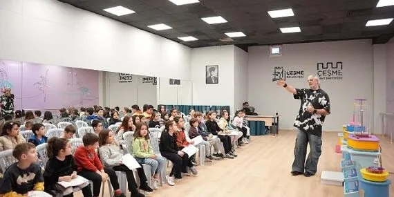 Çeşme’de Sömestr Coşkusu: Çocuklar tatilin keyfini doyasıya yaşadı! haberi