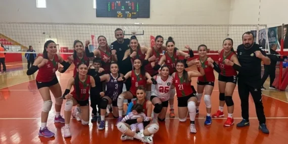 DBB Kadın Voleybol Takımı, grup liderini mağlup etti haberi