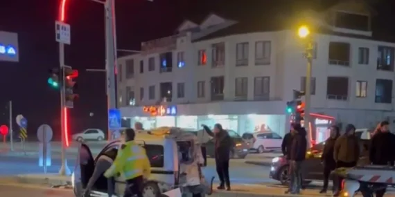 Düzce'de kaza: 3 yaralı haberi