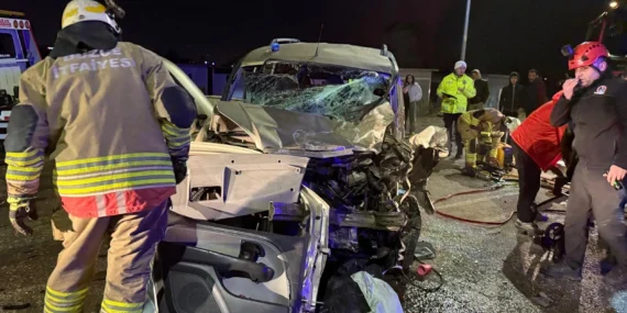 Düzce'de trafik kazası: 6 yaralı haberi