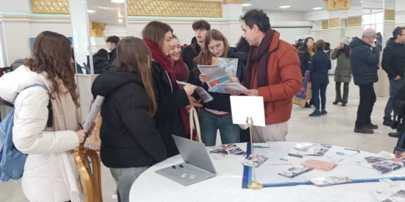 Edirne Keşan'da Üniversite Tanıtım ve Kariyer Günleri etkinliği yapıldı haberi
