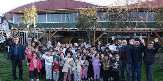 Enerjisa Dağıtım Şirketleri Deprem Bölgesinde Çalışanlarını ve Ailelerini Desteklemeye Devam Ediyor haberi