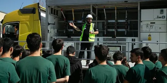 Enerjisa Dağıtım Şirketleri’nin Mobil Eğitim Tırı 2025’te Deprem Bölgesini Ziyaret Edecek haberi