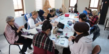 Eskişehir'de Odunpazarı kadınları atölyelerde sosyalleşiyor haberi