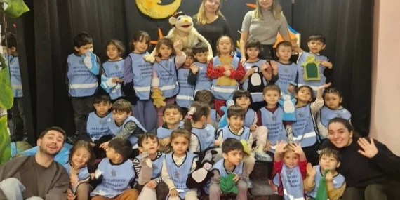 Eskişehirli çocuklara kukla yapım atölyesi haberi