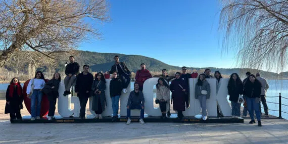 Gençler İzmir'i keşfediyor haberi