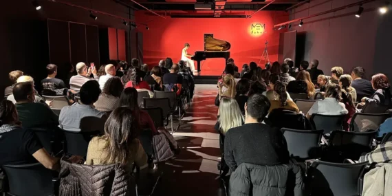 Göksu Yıldız MEM Genç Sahne’de alkışları topladı haberi