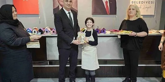 Gölcüklü Öğrenciler Karne Tatilini Sanatla Doldurdu haberi