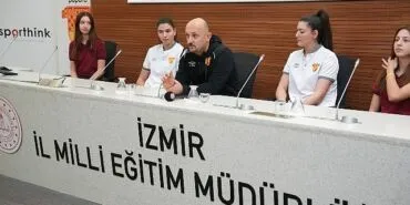 Göztepe Kadın Voleybol Takımı İzmirli Öğrencilerle Buluştu haberi