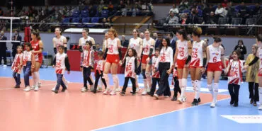 Hayallerini fileyle ören çocuklar İzmir'de haberi