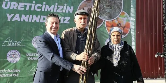 Her Kapıda Bir Fidan Projesiyle Yanan Alanlar Yeşerecek