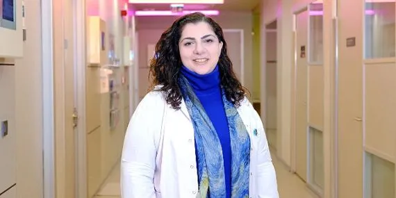 İki yaş altı çocuklarda ekran maruziyeti dil gelişimini geciktiriyor! haberi