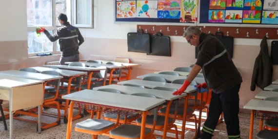 İstanbul Bakırköy okulları yeni döneme hazırlıyor haberi