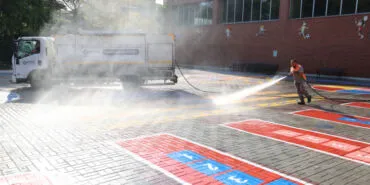 İstanbul Bakırköy'de eğitim ve spor yatırımlarına devam