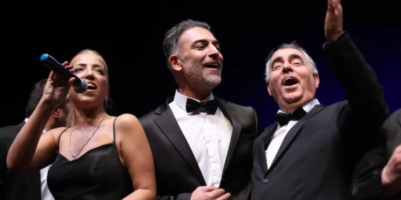 İstanbul Bakırköylüler evrensel koro ezgileriyle keyifli bir akşam yaşadı haberi