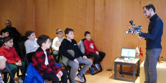 İstanbul Beylikdüzü'nde geleceğin mühendisleri yetişiyor haberi