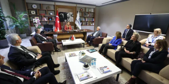 İstanbul'da  anneler için örnek iş birliği haberi