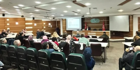 İzmir Bornova'da zeytin üreticilerine destek haberi