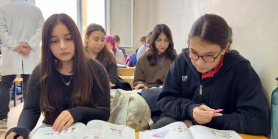 İzmir ÇİBEM'de sınavlara hazırlık hızlandı haberi