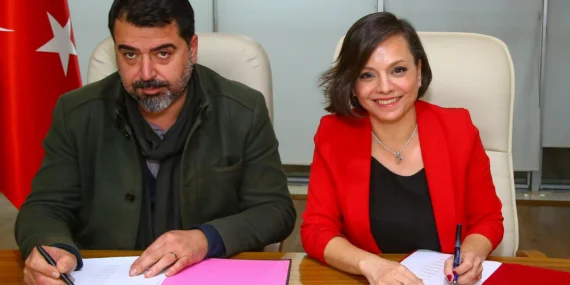 İzmir Karabağlar'da işçileri sevindiren sözleşme haberi