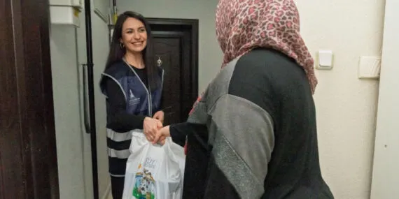 İzmir'de 'Süt Kuzusu' dağıtımları başladı haberi