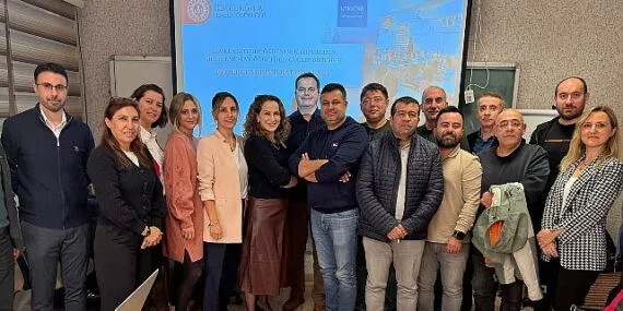 İzmir'de Temel Eğitimde Öğrenme Kayıplarının Giderilmesi ve Öğretimin Güçlendirilmesi Projesinde Önemli Adım haberi