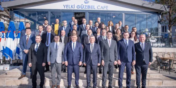 İzmir'de atıklar evlerde ayrıştırılacak haberi