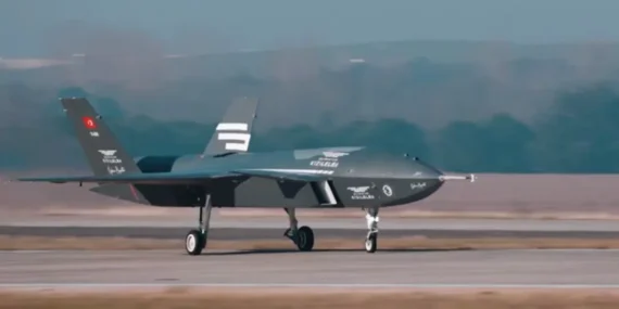 KIZILELMA'dan başarılı bir uçuş daha haberi