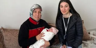 Kahramankazan Belediyesi Sağlık İşleri Müdürlüğü ekipleri, yeni doğan bebeklerin ailelerine yönelik ev ziyaretlerine devam ediyor. haberi