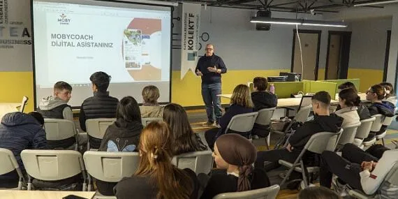 Karşıyaka Kolektif geleceğin girişimcilerini konuk etti haberi