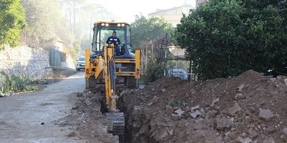 Kemer Aslanbucak'ın içme suyu hattı yenileniyor haberi