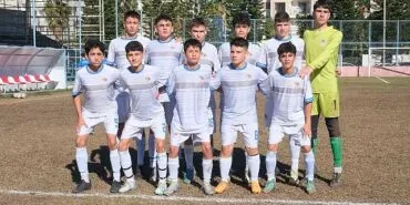 Kemer Belediye Merkez Spor evinde galip geldi haberi