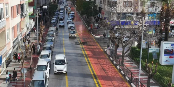 Kırmızı yolun geleceğini Manisalılar belirleyecek haberi